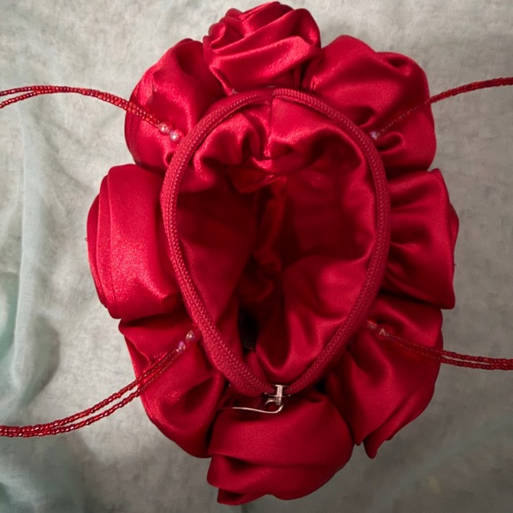 Elegant Satin Rose Evening Bag With Beaded Handle - Picture 3 of 4